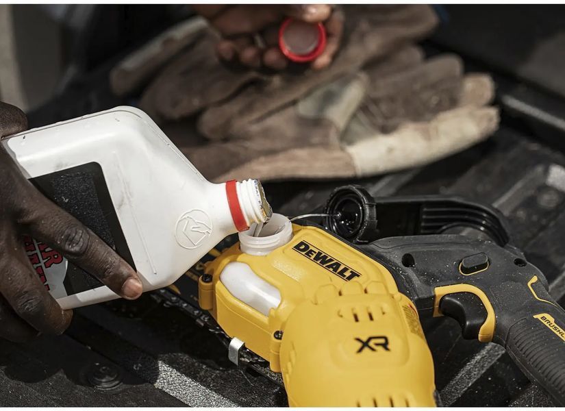 Пила ланцюгова акумуляторна DEWALT DCMPS520N (18В/каркас/20см) DCMPS520N фото